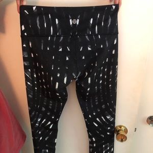 LULULEMON LEGGINGS